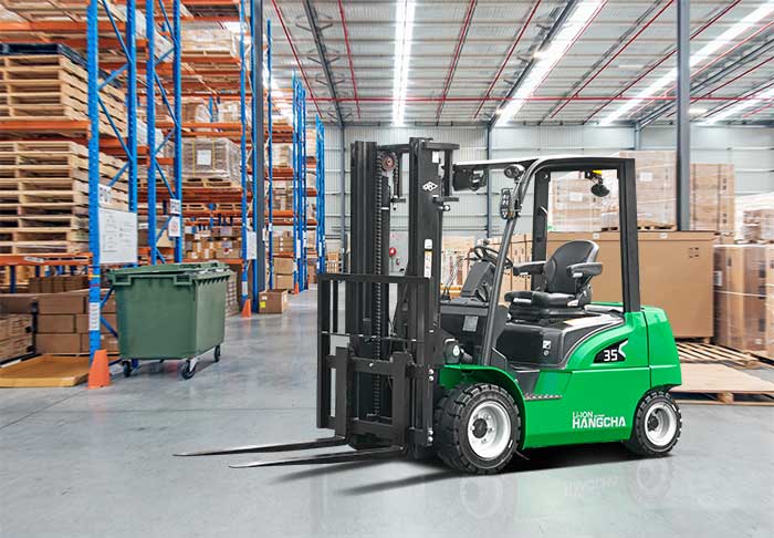 New Product Launch XC series electric forklift with Li-Ion power 2.0~3 (8).jpg